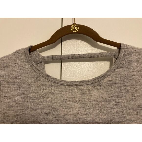 Threads & States V-Neck Cutout Knit Sweater Dress Size Small Gray Marl New - Picture 4 of 8